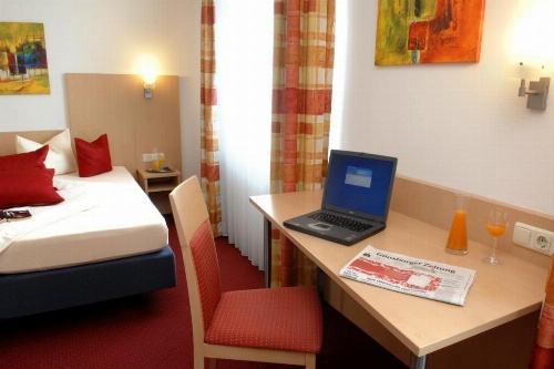 Hotel Bettina garni image 10